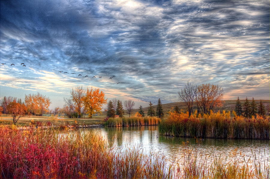 Fall Photograph - Autumnal Morn by Larry Trupp