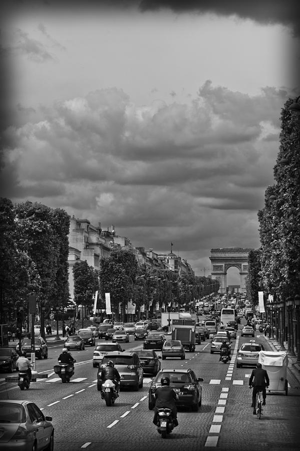 Avenue des Champs Elysees Photograph by Maj Seda