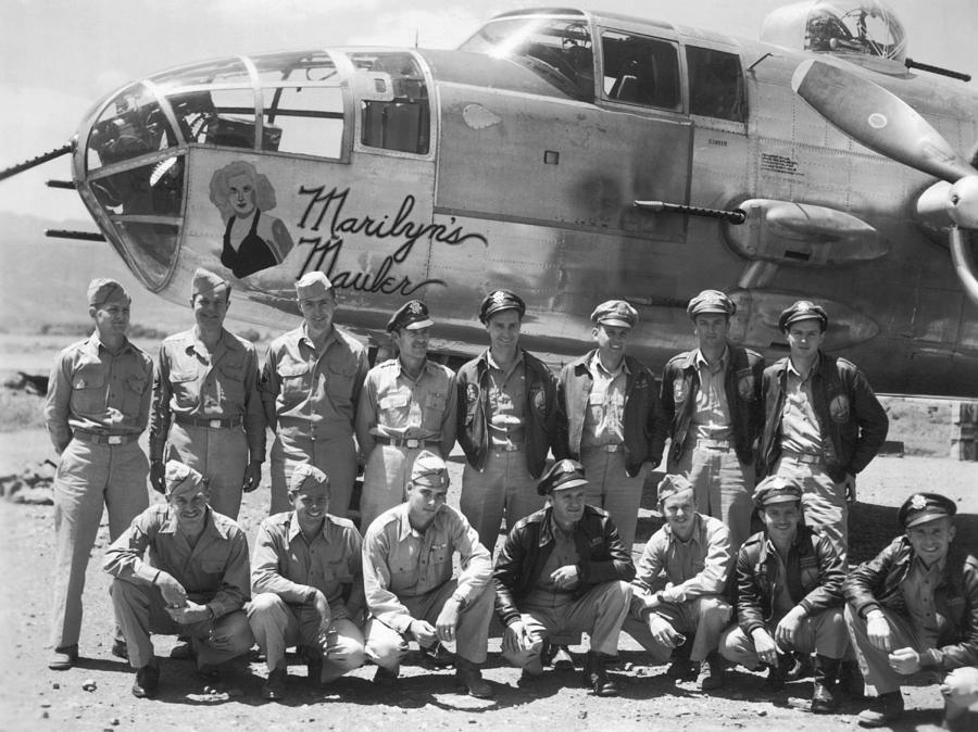B-25 Bomber And Crew Photograph by Underwood Archives
