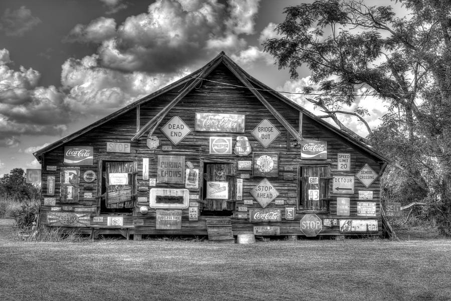 B And W Country Barn Photograph By David Kittrell