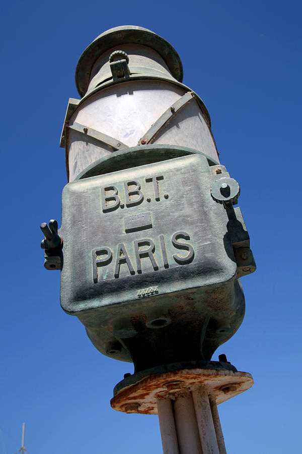 B B T Paris Photograph by Jez C Self