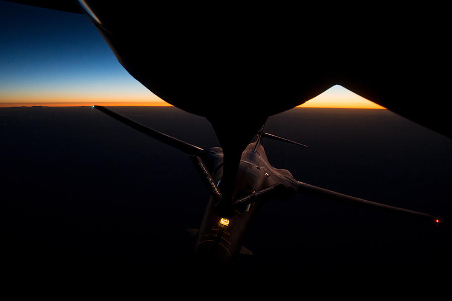 B1 B Lancer bomber refueling Photograph by Paul Fearn