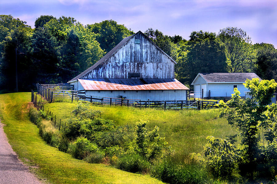 Back Roads Country Barn Photograph by Virginia Folkman - Fine Art America