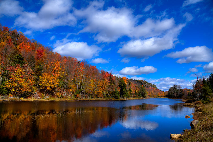 Bald Mountain Pond in Autumn Photograph by David Patterson