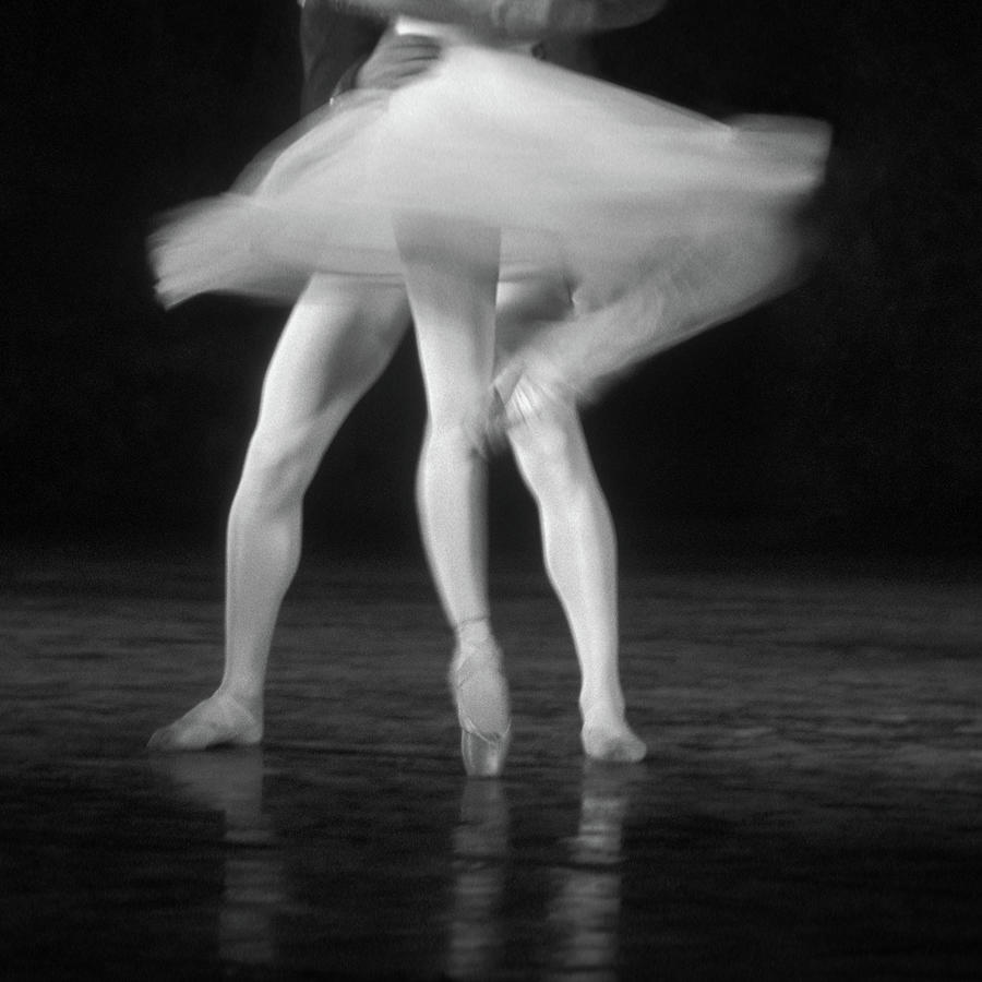 Ballet Dancers Photograph by Ihsanyildizli