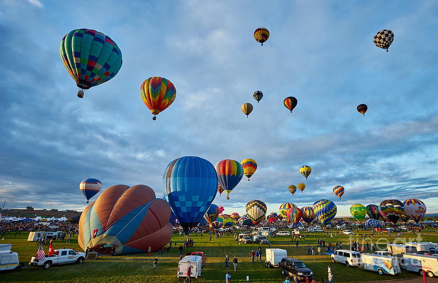 Balloon Fiesta 19 Photograph by Matt Suess - Fine Art America