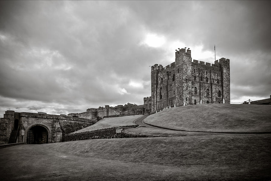 Bamburgh Castle Photograph by Mark Llewellyn