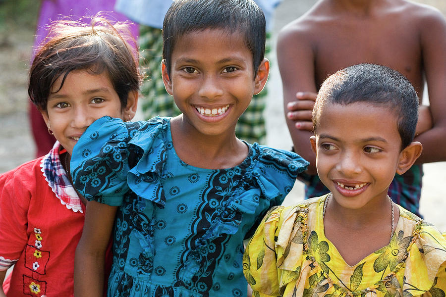 Bangladeshi Children Photograph by Adam Hart-davis/science Photo Library