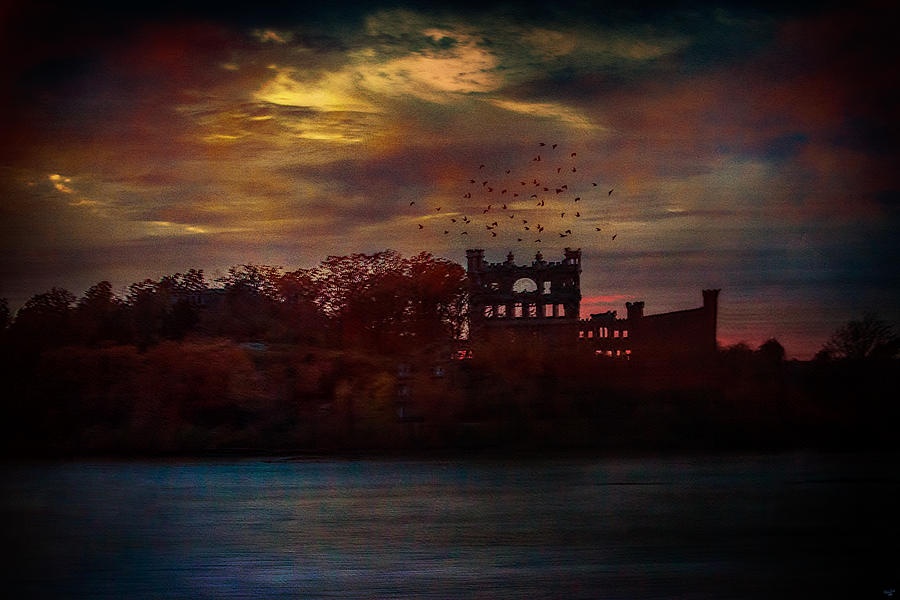 Bannerman Castle Ruins Photograph by Chris Lord
