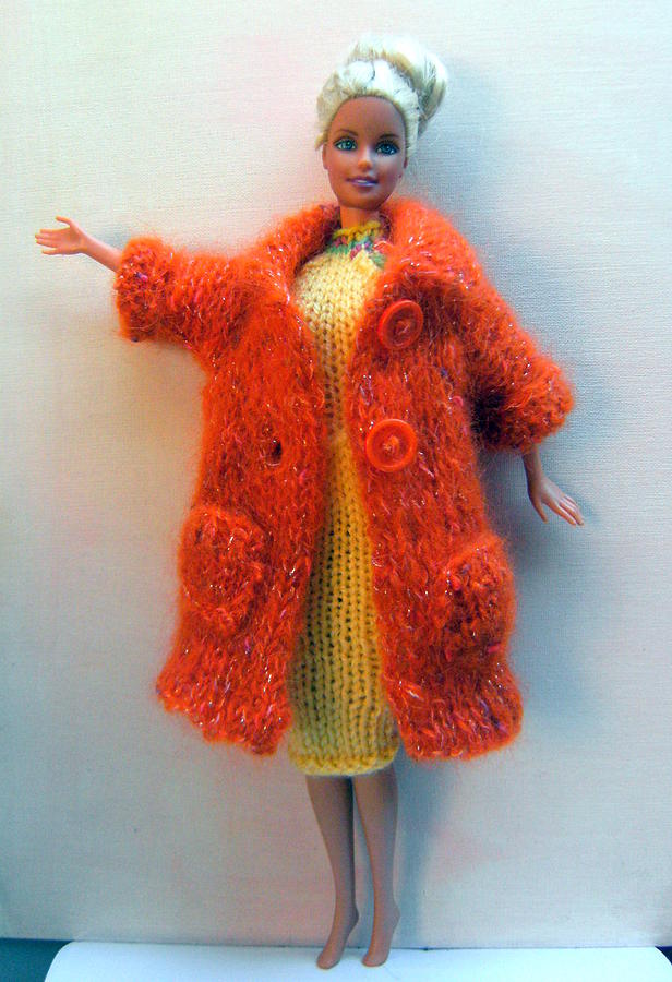 knitted clothes for barbie dolls