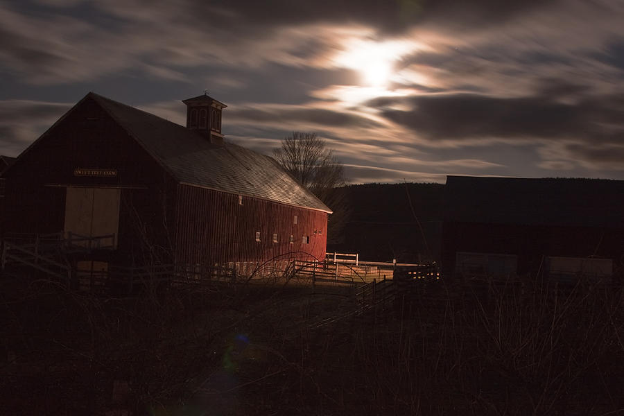 Barn and Full Moon Photograph by Tom Singleton