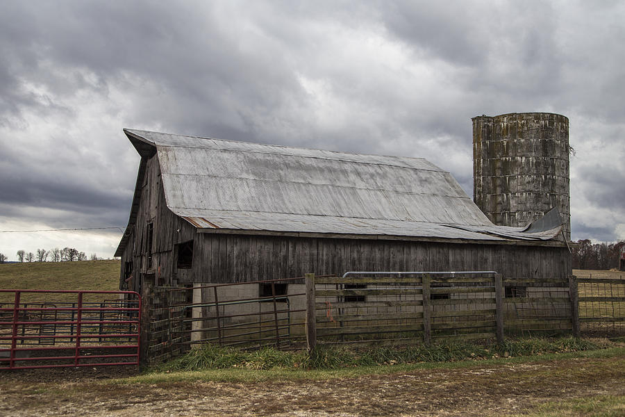 Barn and Silo in Kentucky  Photograph by John McGraw