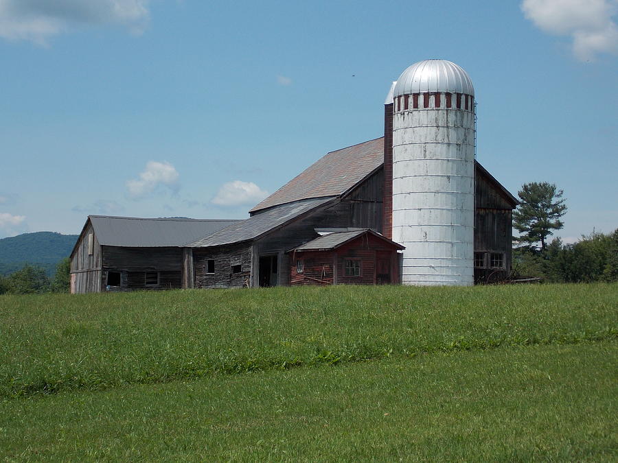 Barn and Silo in Vermont Photograph by Catherine Gagne
