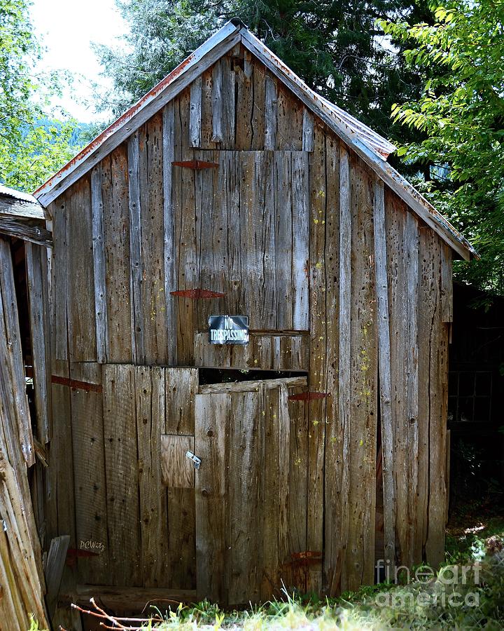 Barn Doors Photograph by Patrick Witz