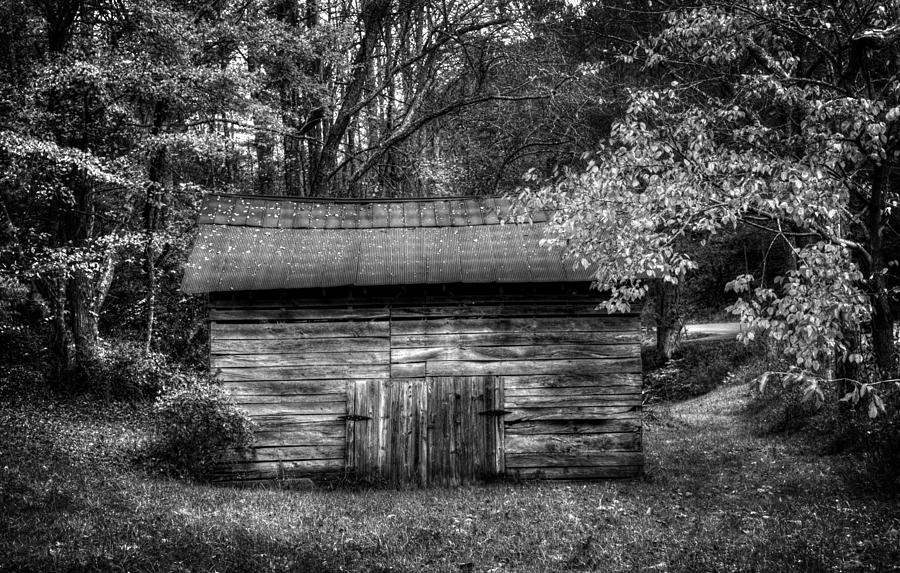 Barn In Black and White Photograph by Greg and Chrystal Mimbs - Fine ...