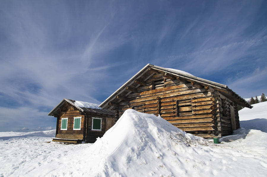 Barn in winter Photograph by Matthias Hauser