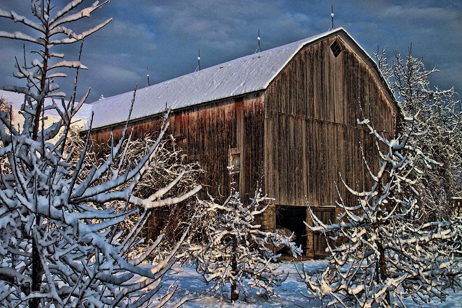 Barn Webster NY Photograph by Gerald Salamone