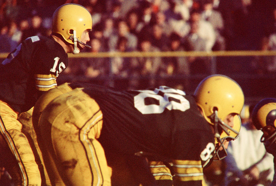Bart Starr Photograph - Bart Starr Ready For Snap by Retro Images Archive