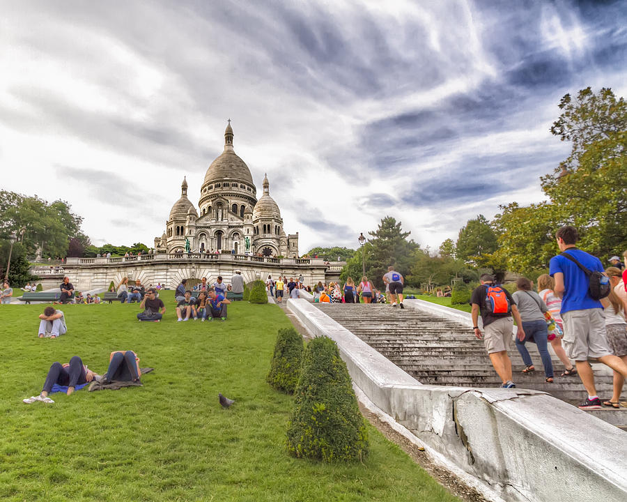 Basilica of the Sacred Heart of Paris Photograph by Tim Stanley