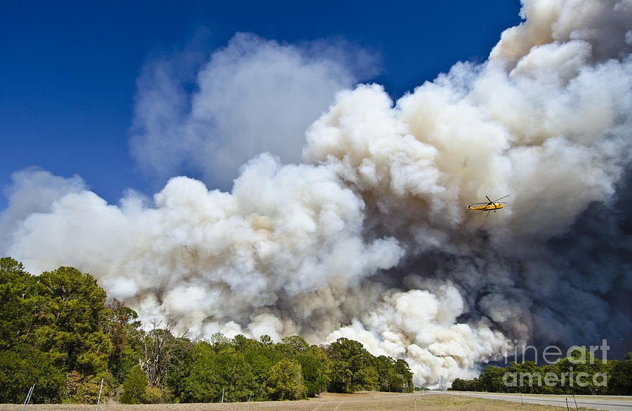Bastrop Burning Helicopter Photograph by Richard Mason