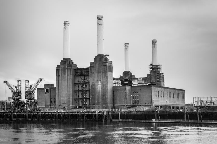 Battersea Power Station in Monochrome Photograph by Semmick Photo