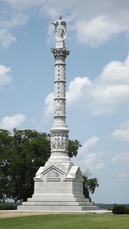 Battle Of Yorktown Monument Digital Art by Barkley Simpson