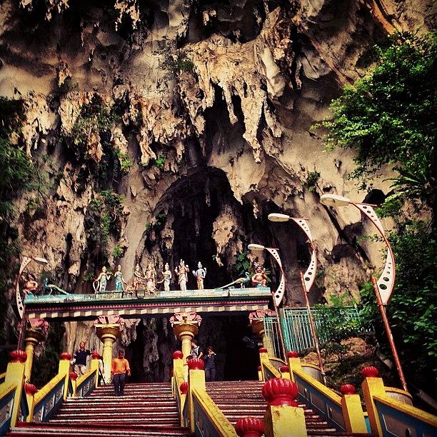 Holiday Photograph - #batu #caves #selangor #malaysia by Fajar Triwahyudi