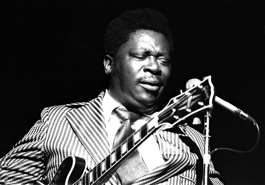 BB King - Ultimate Bluesman Photograph By Robert Rodvik - Pixels