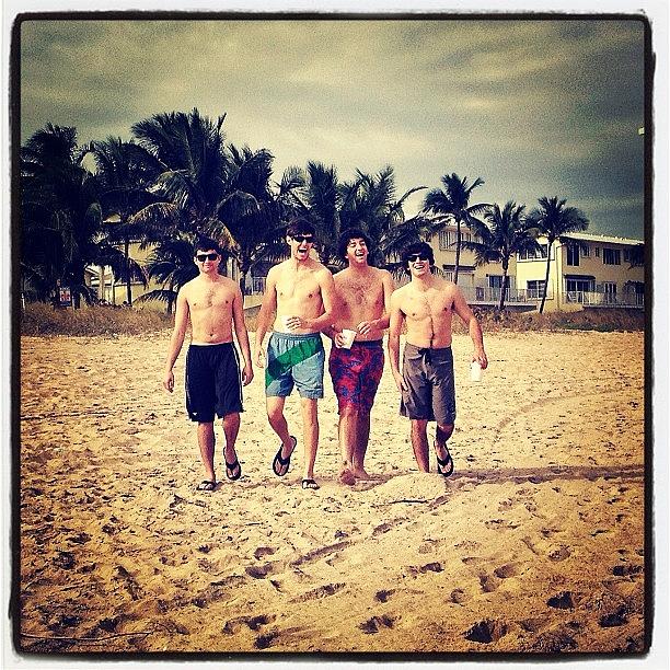 Beach Boys @gmombach @jeffthejerk69 Photograph by Evan Kelman