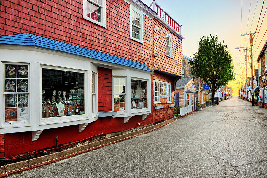Primary Colors Photograph - Bearskin Neck Rockport Massachusetts by Susan Candelario