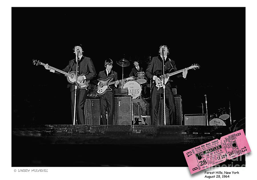 Beatles - 9T Photograph by Larry Mulvehill