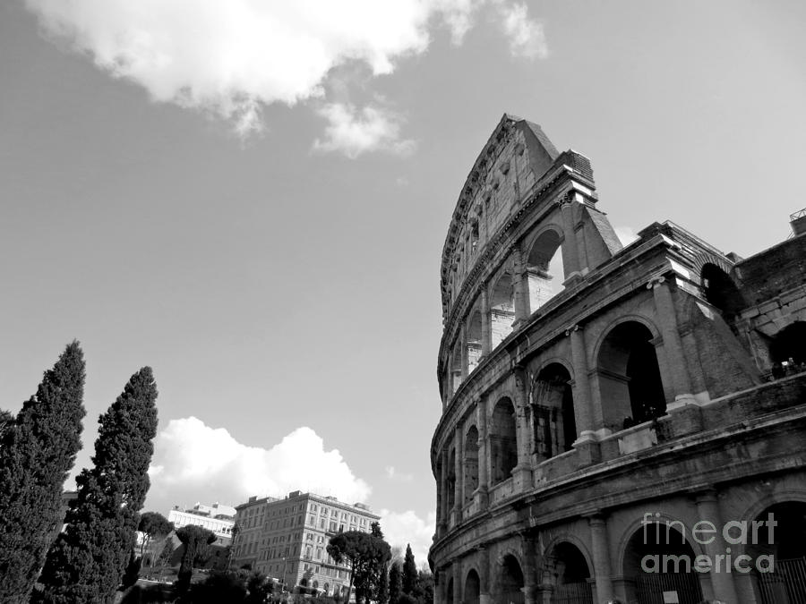 Black And White Photograph - Beautiful Rome by Victoria Saperstein