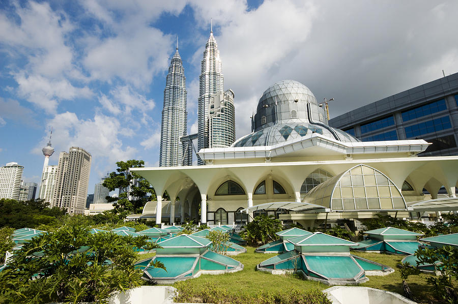 Beautiful view on Asy-Syakirin Mosque with Petronas Towers Photograph by CWLawrence