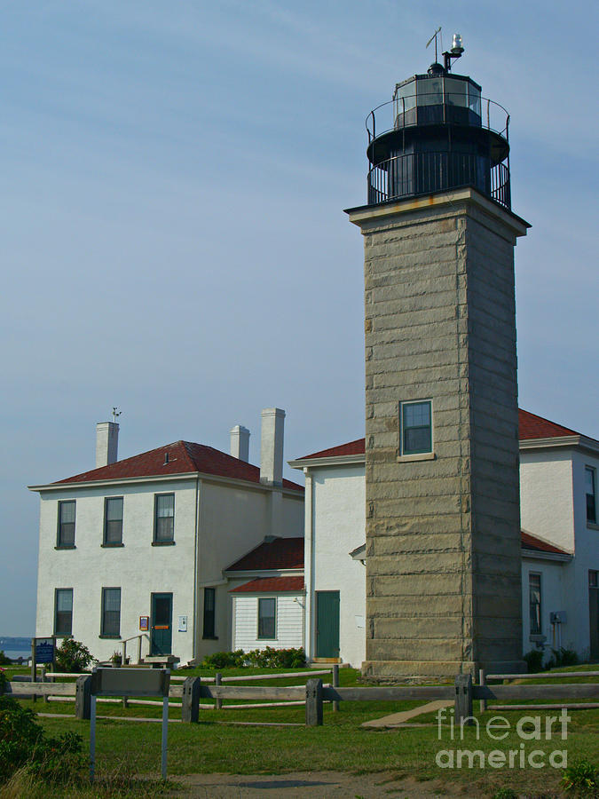 Beavertail Light and Museum Photograph by Anna Lisa Yoder