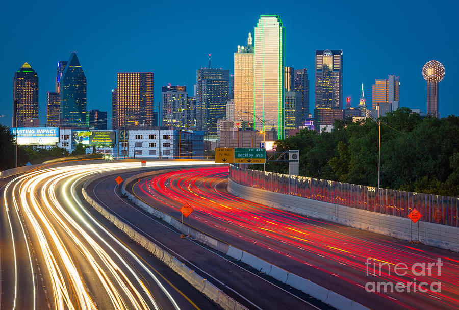 Dallas Photograph - Beckoning Lights by Inge Johnsson