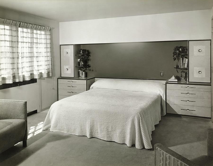 Bedroom Designed By Architect Robert F Swanson Photograph by Hedrich Blessing