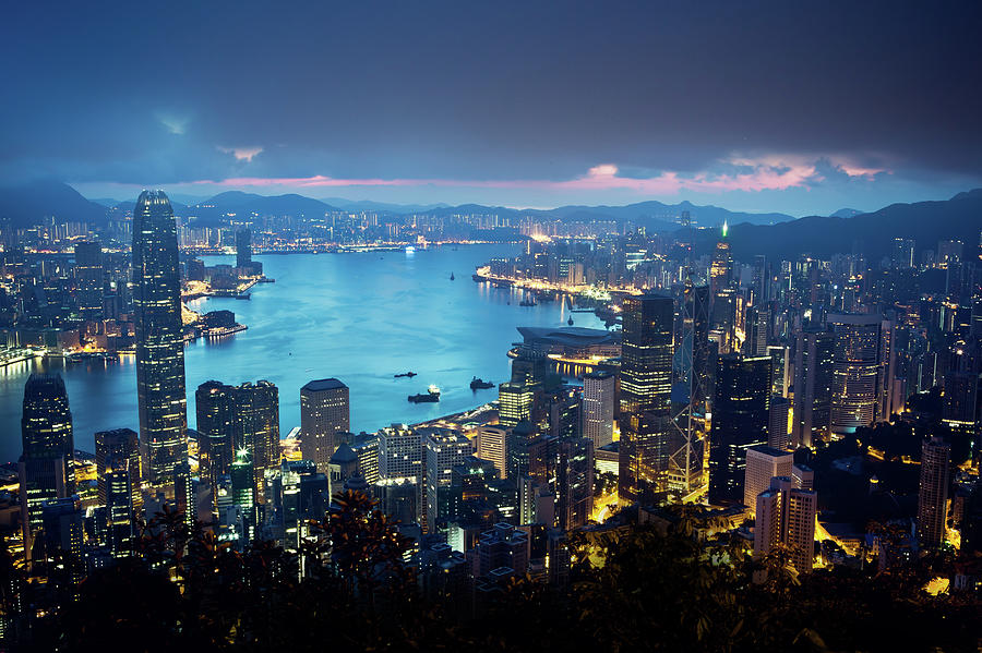 Before Sunrise, The Peak, Hong Kong Photograph by Chen Xi - Fine Art ...