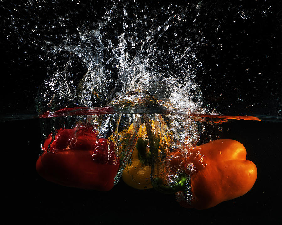 Vegetable Photograph - Bell Pepper Splash by Angie Vogel