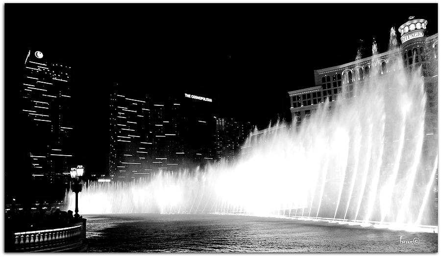 Bellagio Fountain by Night Photograph by Barbara Zahno