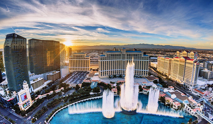 Las Vegas Photograph - Bellagio Fountains at Sunset 6 to 3.5 Aspect Ratio by Aloha Art