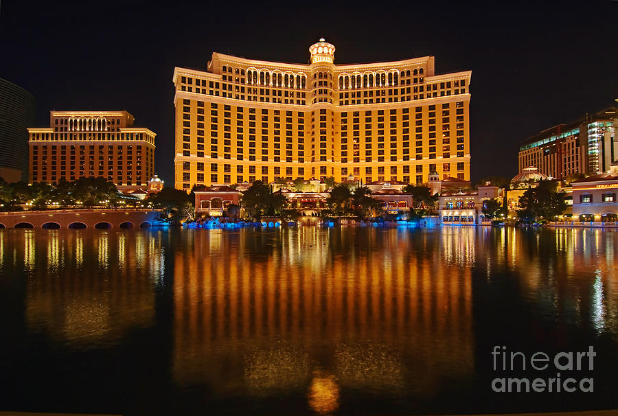 Las Vegas Photograph - Bellagio Hotel and Casino at night by Jamie Pham