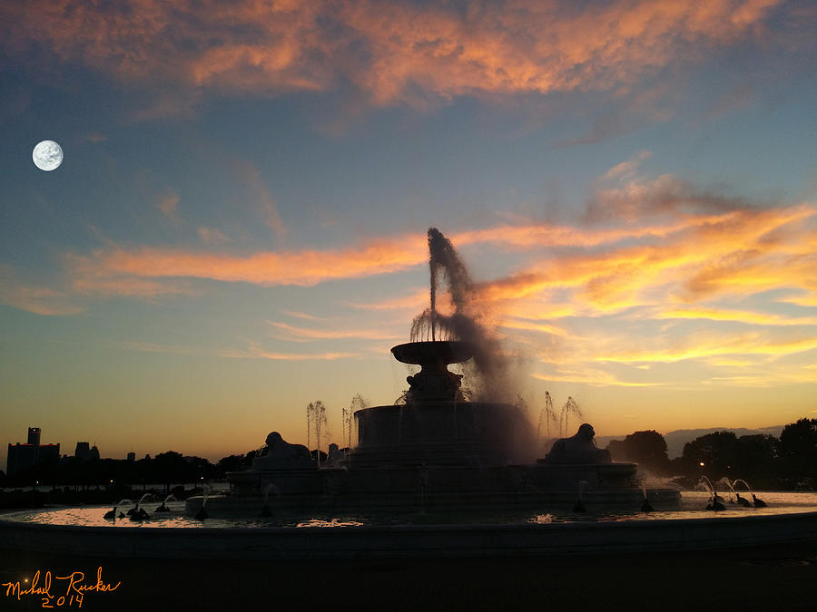 Belle Isle Memorial Fountain Photograph by Michael Rucker
