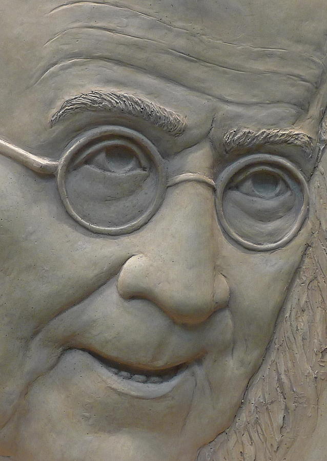 Ben Franklin Relief I Photograph by Richard Reeve