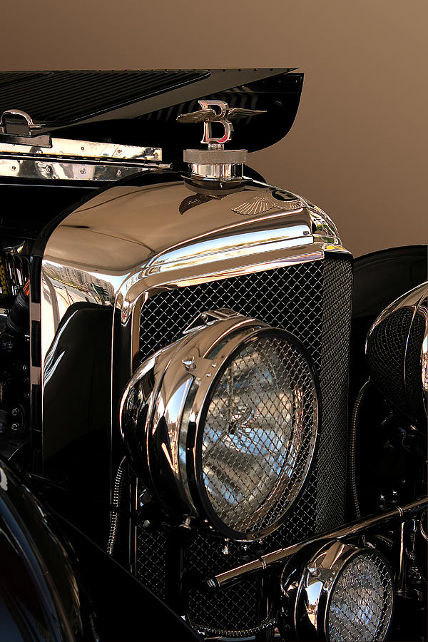 Bentley 1925 vertical Photograph by Radoslav Nedelchev - Fine Art America