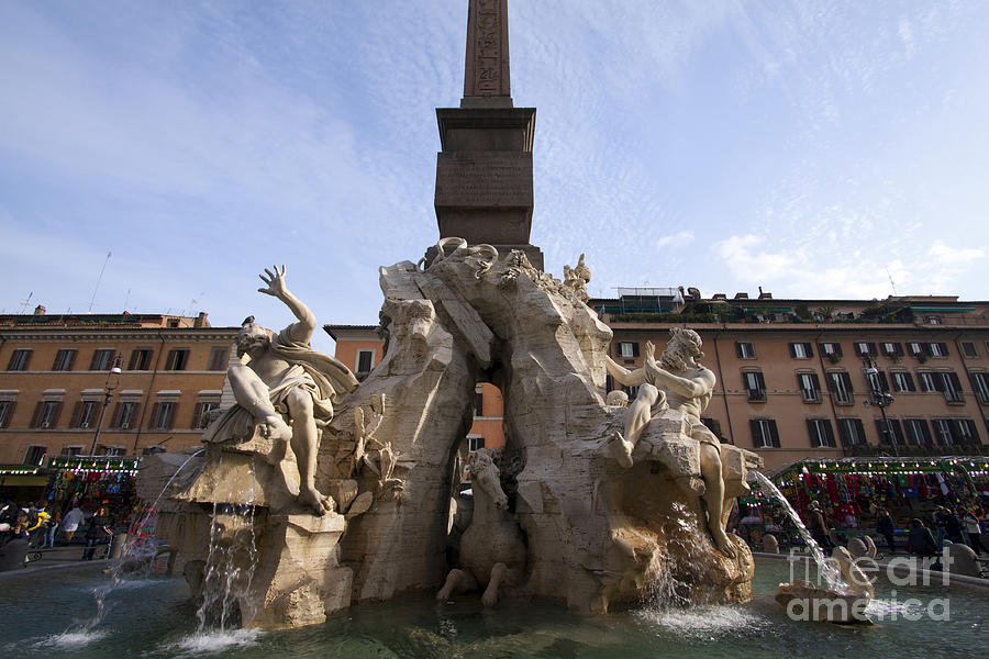 Berninis Fountain, Rome Photograph by Tim Holt