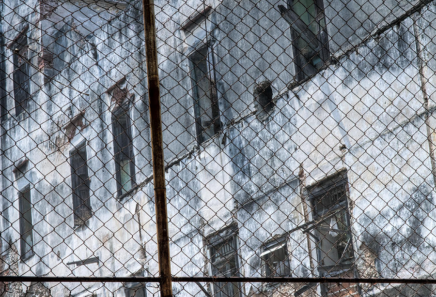 Architecture Photograph - Beyond the Fence Havana Cuba by Rob Huntley