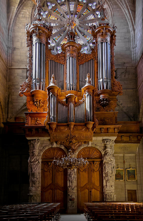 Beziers pipe organ Photograph by Jenny Setchell