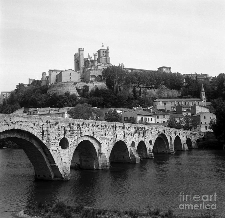 Beziers Pont Vieux Photograph by Riccardo Mottola
