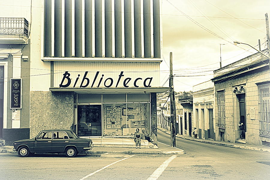 Biblioteca Cubana Photograph by Valentino Visentini