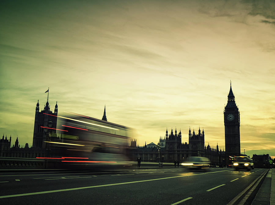 Big Ben And Traffic During Sunset Photograph by Cirano83